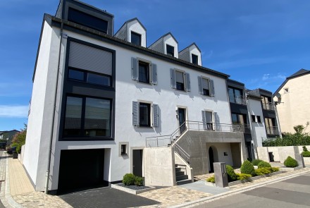 ANGELSBERG: 4 Maisons en copropriété